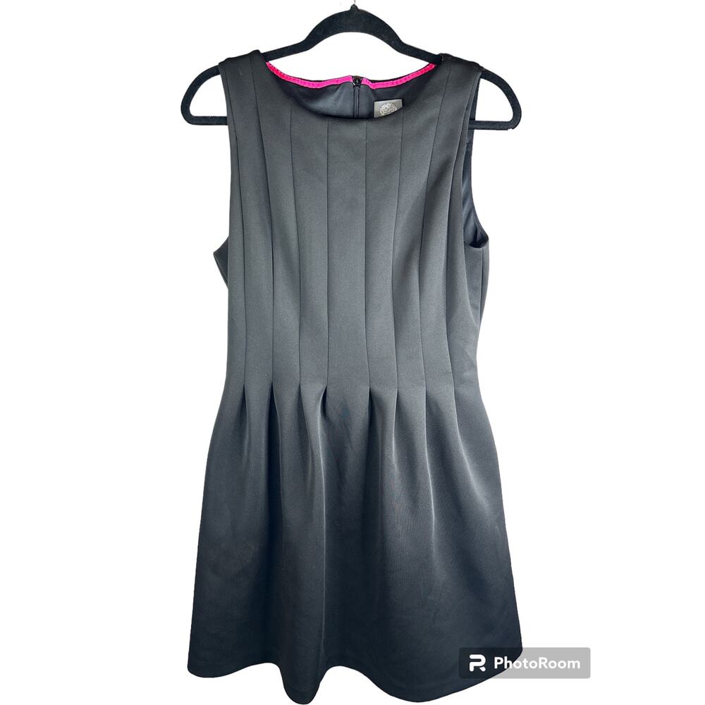 Vince Camuto Black Scoop Neck Sleeveless Fit Flare Silky Soft Dress Size 12